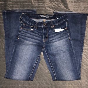 sz 8 American eagle jeans. Boho flare